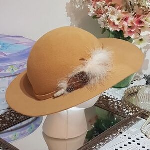Bollman Doeskin Felted Wool Hat: Camel Brown Wide Brim with Feathers